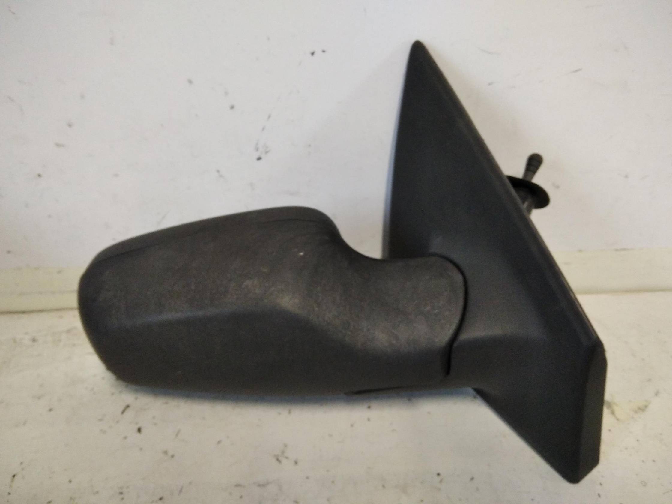 Retrovisore est. dx.